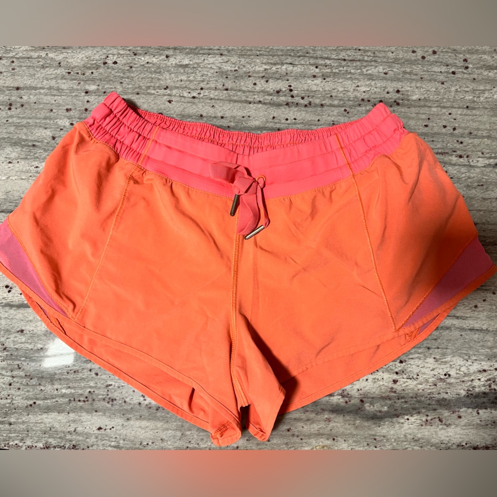 Lululemon Pink Hotty Hot Low-Rise Lined Short 2.5"